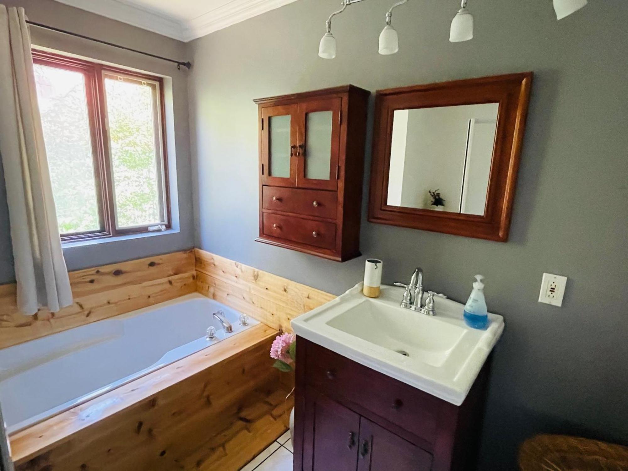 Chalet Nabu L'Ours - Riviere - Billard Сен-Алексис-де-Мон Екстериор снимка